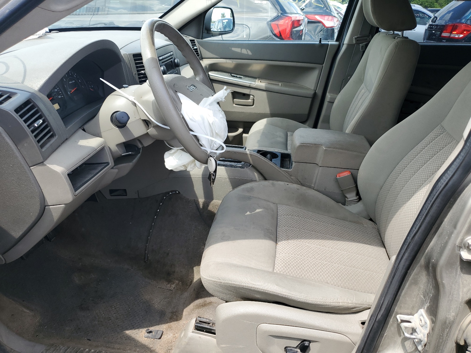 1J4GR48K75C513957 2005 Jeep Grand Cherokee Laredo