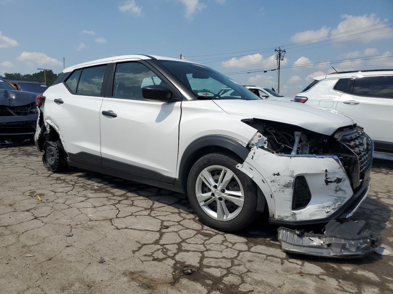 VIN 3N1CP5BV7PL493061 2023 NISSAN KICKS no.4