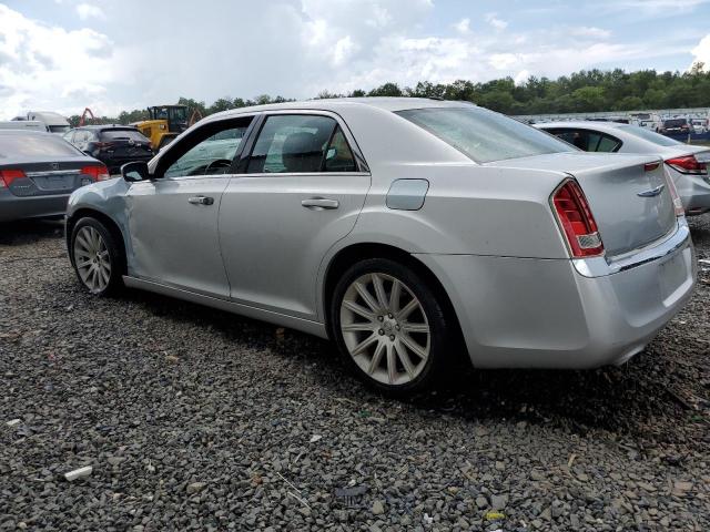  CHRYSLER 300 2012 Серебристый