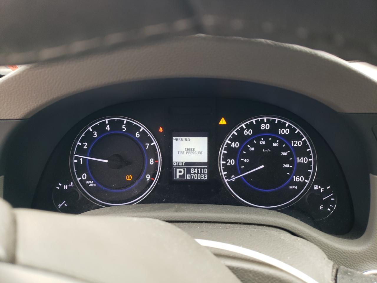 2011 Infiniti G - Image 9