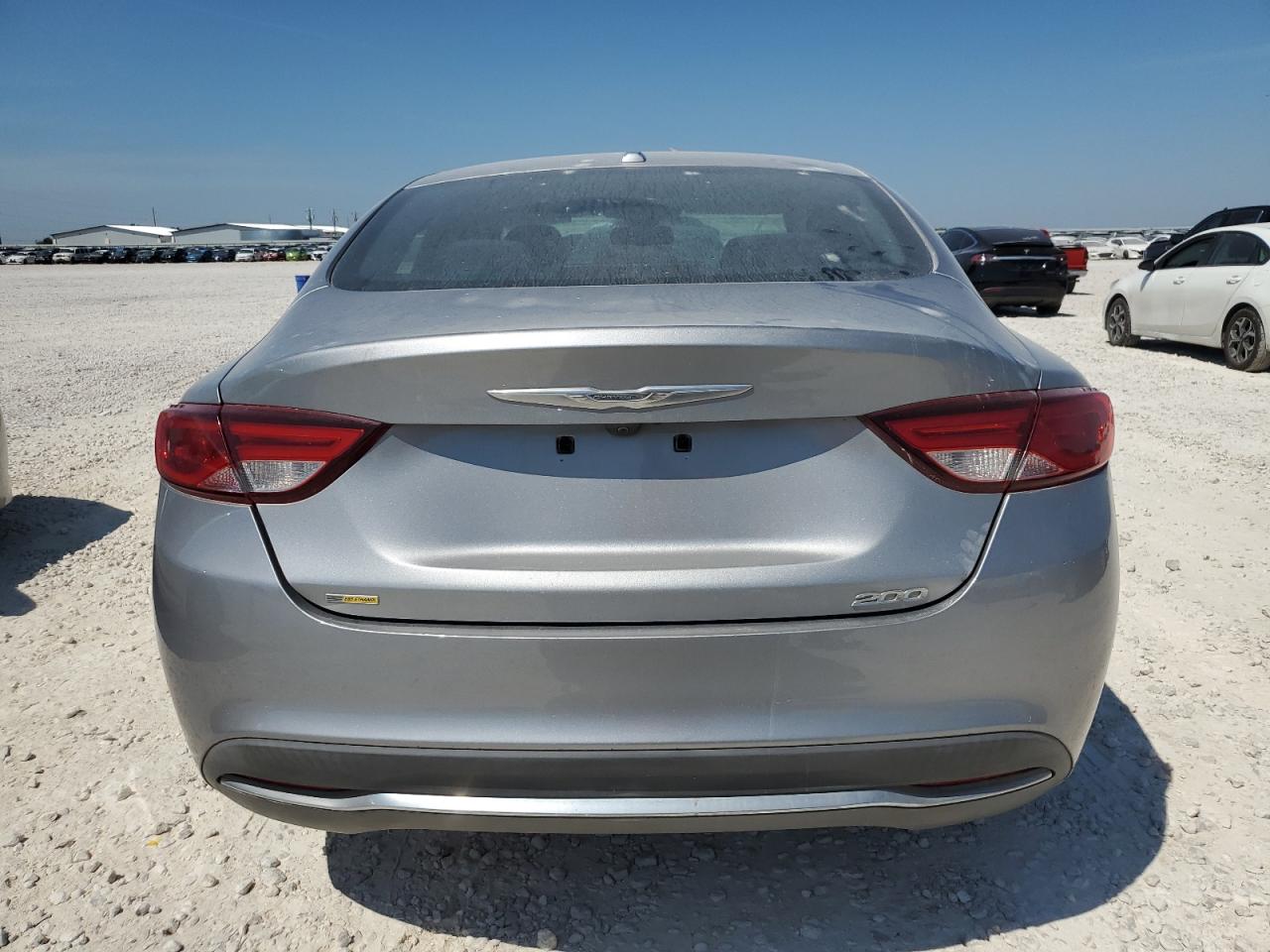 2015 Chrysler 200 Limited VIN: 1C3CCCAB4FN637334 Lot: 67972594