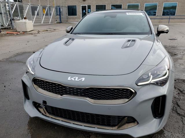  KIA STINGER 2023 Серый