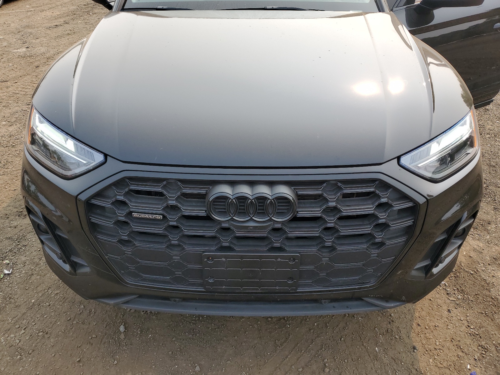 WA1E2AFY7N2085007 2022 Audi Q5 E Premium Plus 55