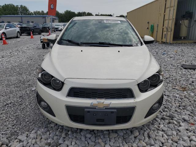  CHEVROLET SONIC 2015 Белы