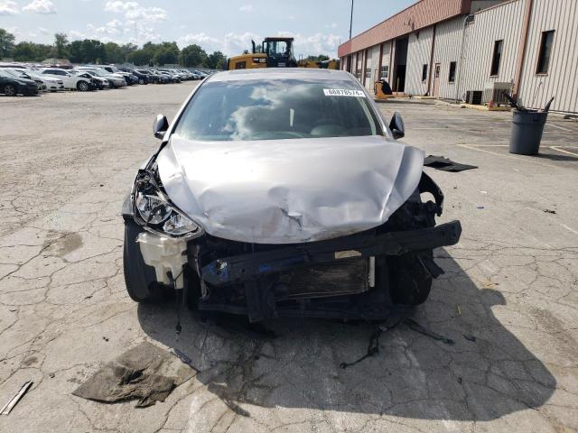  HYUNDAI ELANTRA 2012 Srebrny