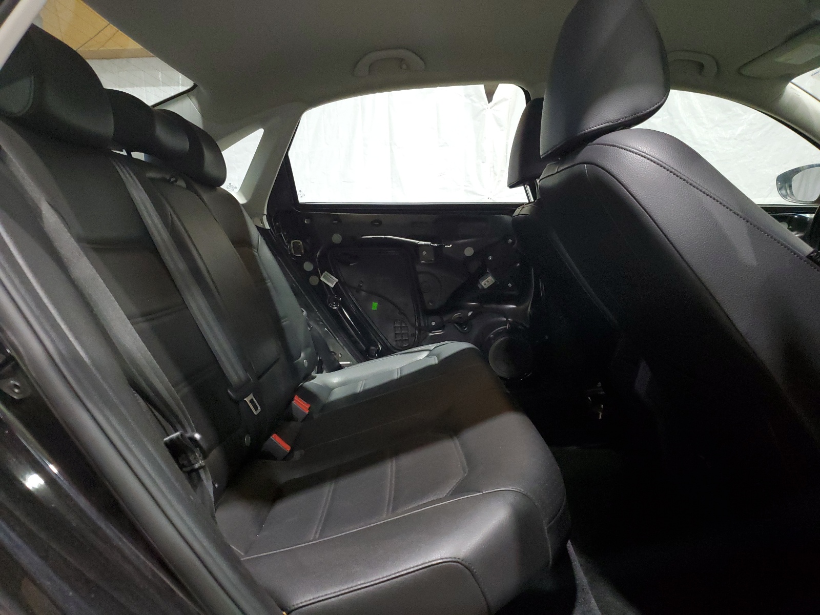 1VWAA7A35JC033608 2018 Volkswagen Passat S