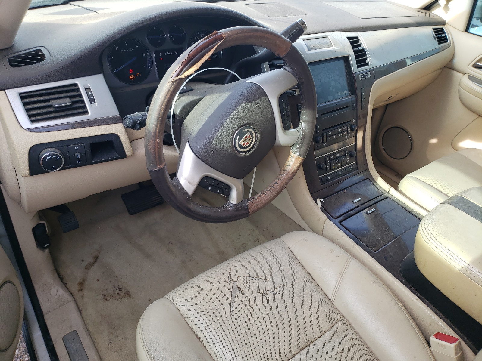 1GYFK63858R132486 2008 Cadillac Escalade Luxury