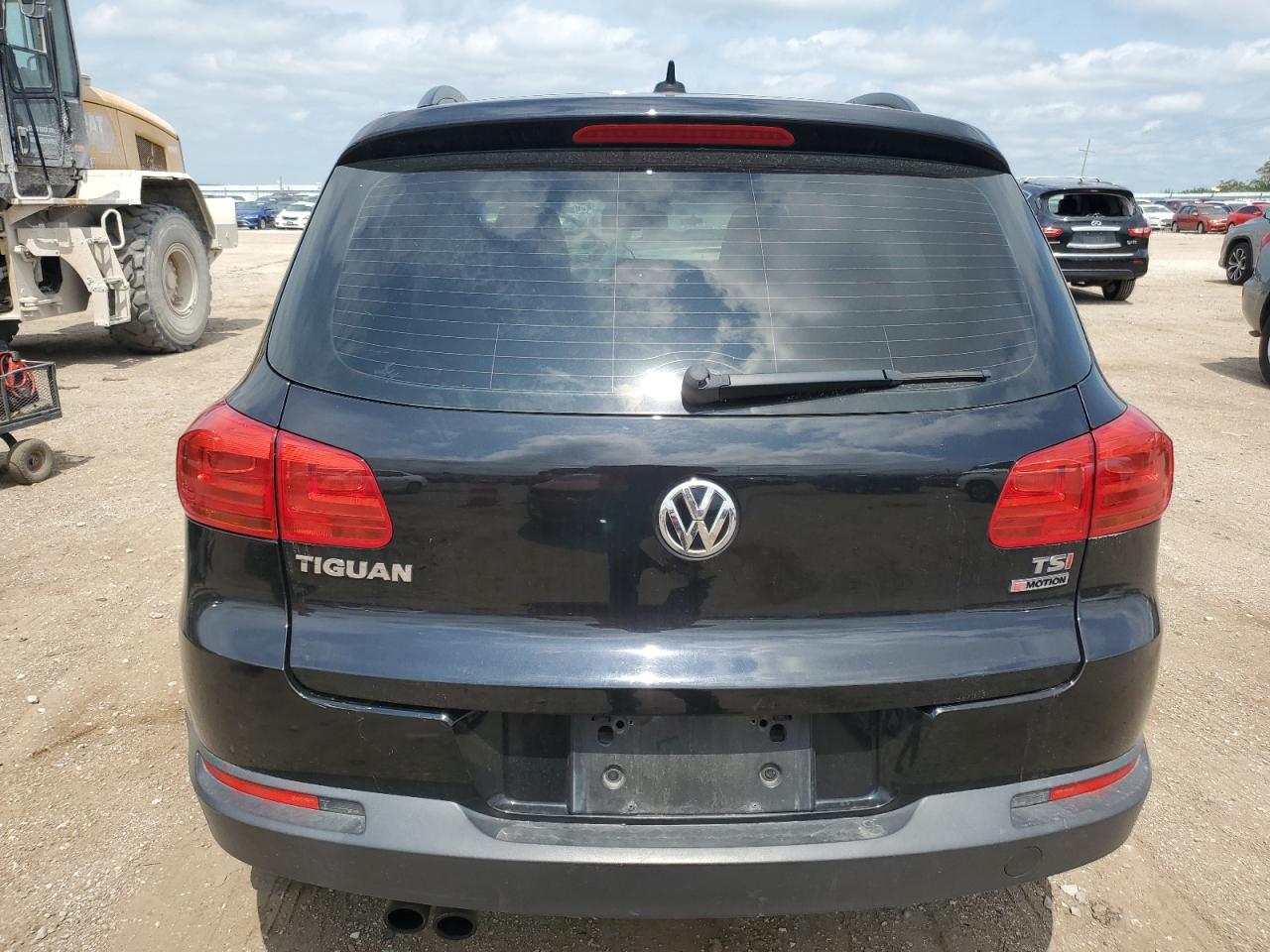 WVGBV7AX1HW511333 2017 Volkswagen Tiguan S