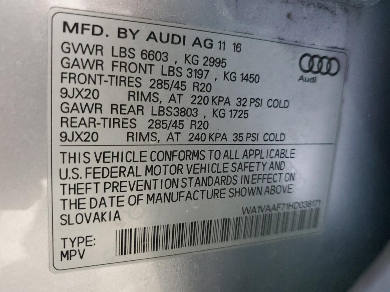 WA1VAAF71HD038171 2017 Audi Q7 Prestige