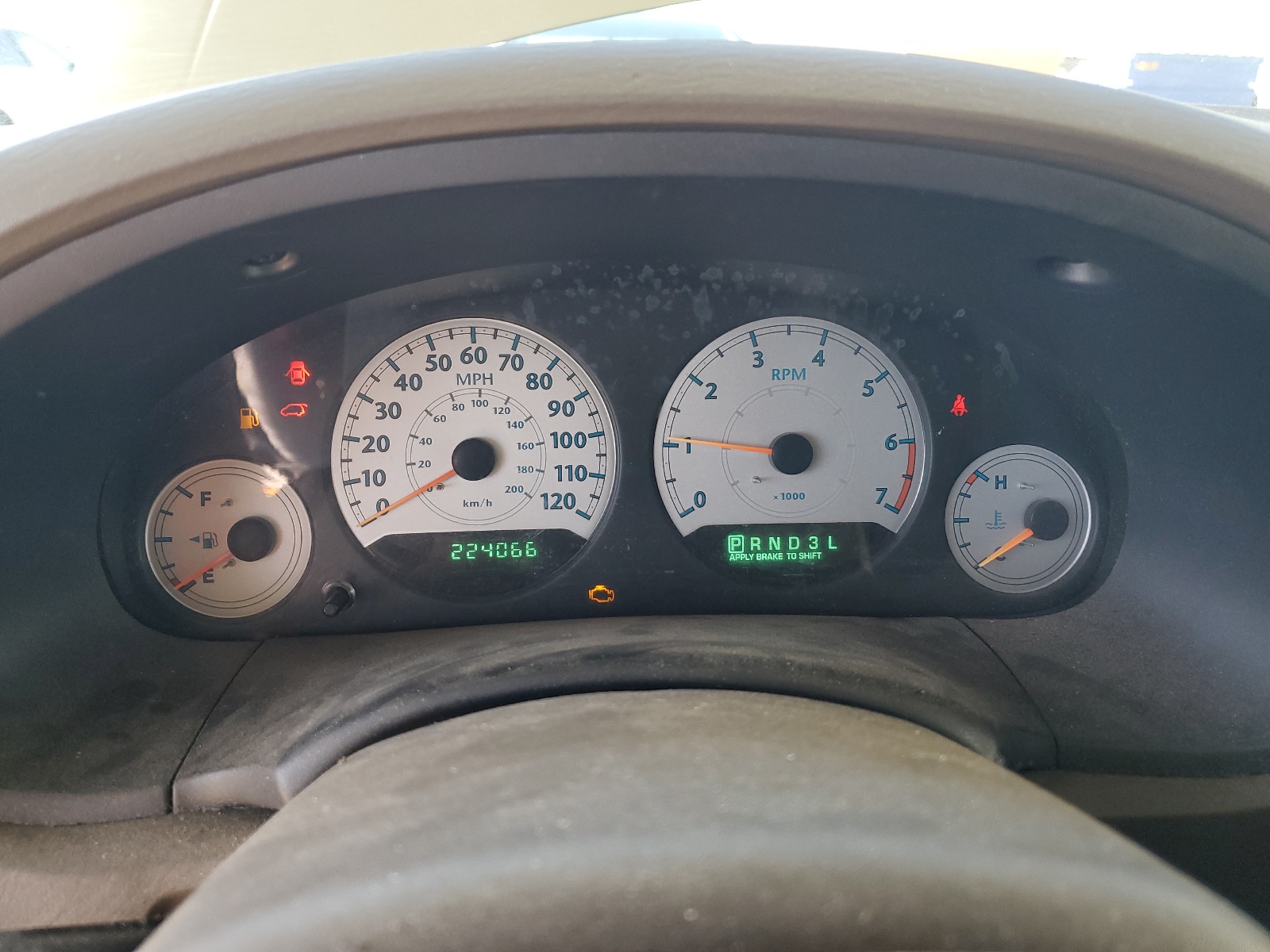 2C4GP44RX5R493547 2005 Chrysler Town & Country Lx