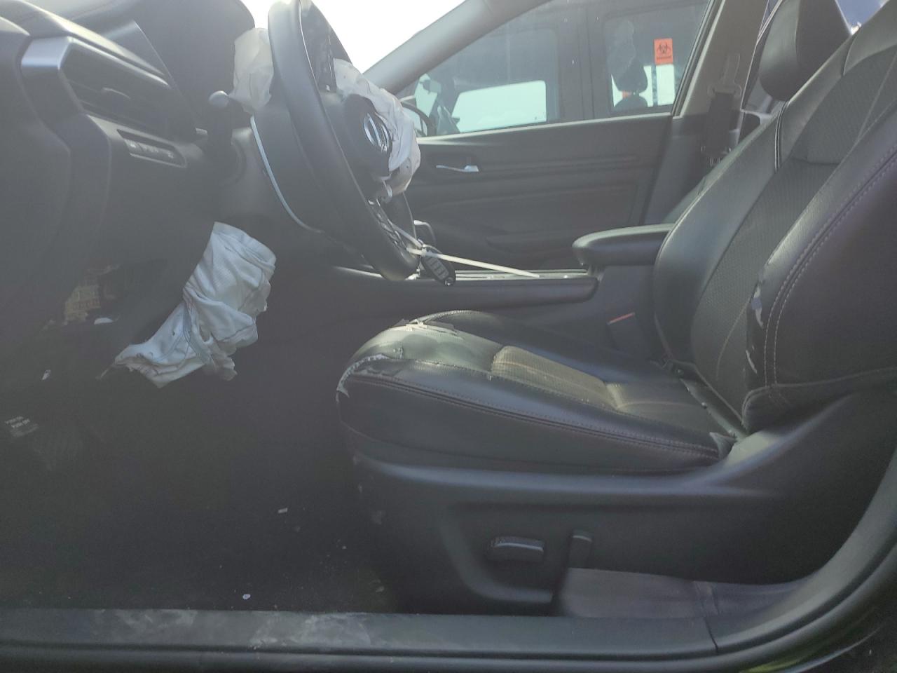 2020 Nissan Altima - Image 7
