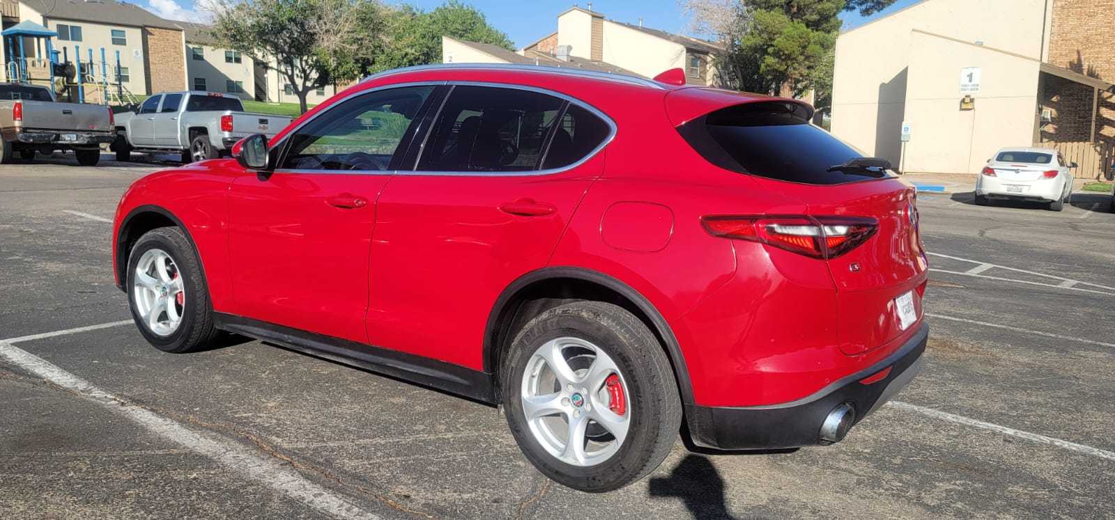 2018 Alfa Romeo Stelvio vin: ZASFAKAN1J7B80330