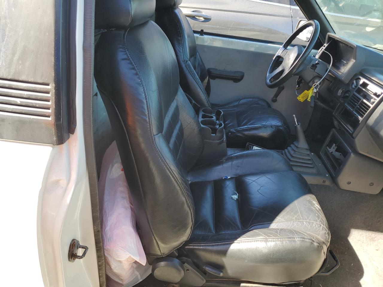 1993 Mazda B2200 Short Bed VIN: JM2UF1237P0356092 Lot: 67354044