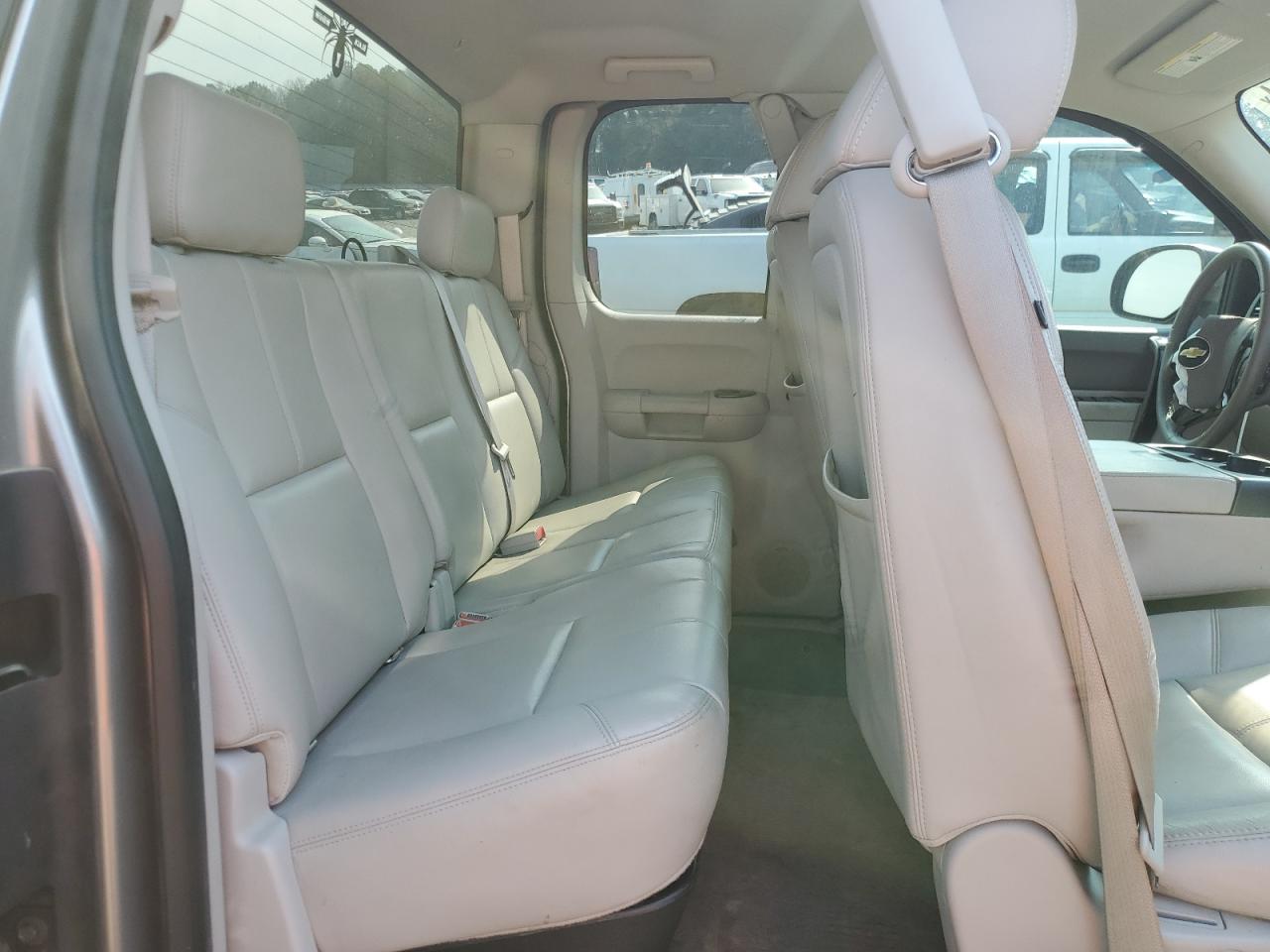 1GCRCSE07CZ277781 2012 Chevrolet Silverado C1500 Lt