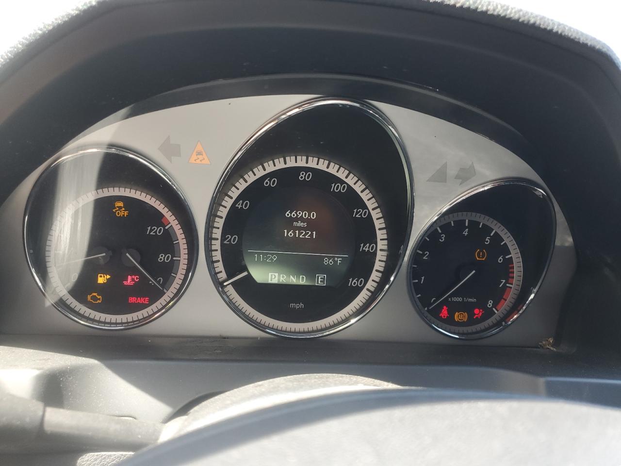 2011 Mercedes-Benz C 350 VIN: WDDGF5GBXBR145410 Lot: 66802154