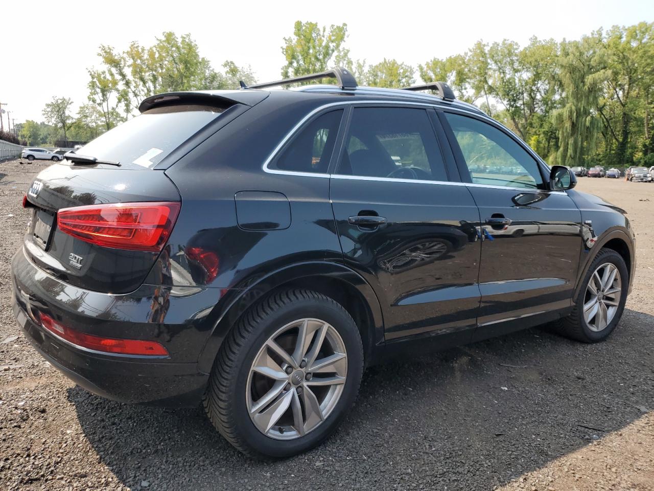 WA1JCCFS7JR008240 2018 Audi Q3 Premium Plus