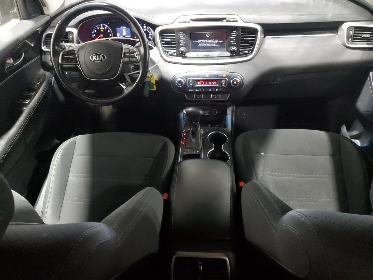 2019 Kia Sorento L VIN: 5XYPG4A3XKG526160 Lot: 69446624