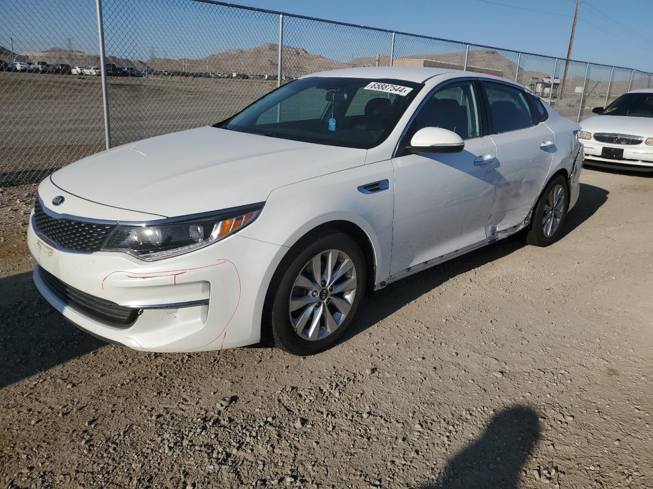 VIN 5XXGU4L34GG118965 2016 KIA OPTIMA no.1