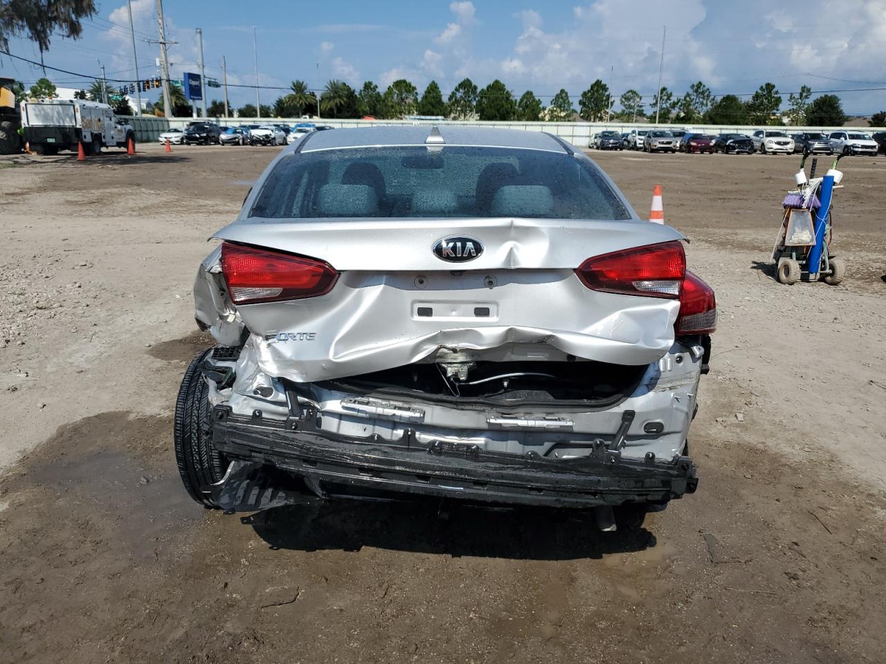 2018 Kia Forte Lx VIN: 3KPFL4A78JE256061 Lot: 68082794