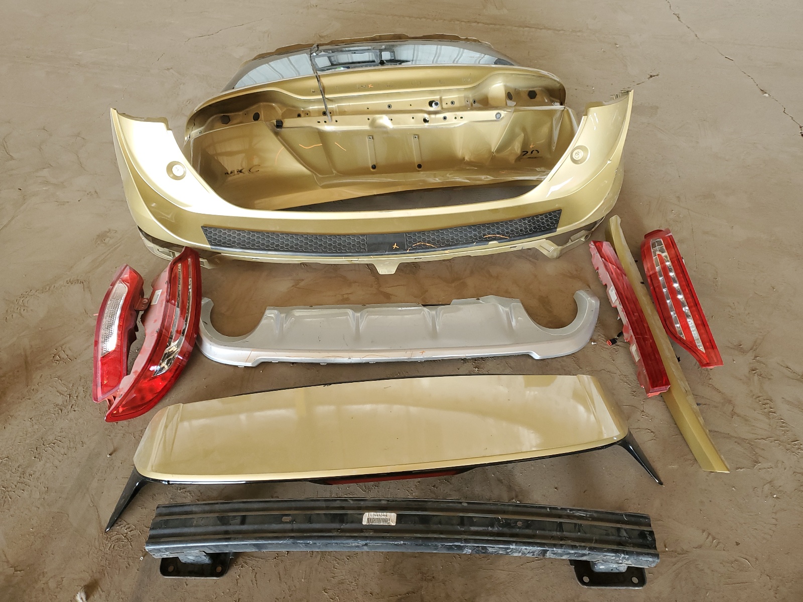 5LMCJ1A90FUJ23711 2015 Lincoln Mkc