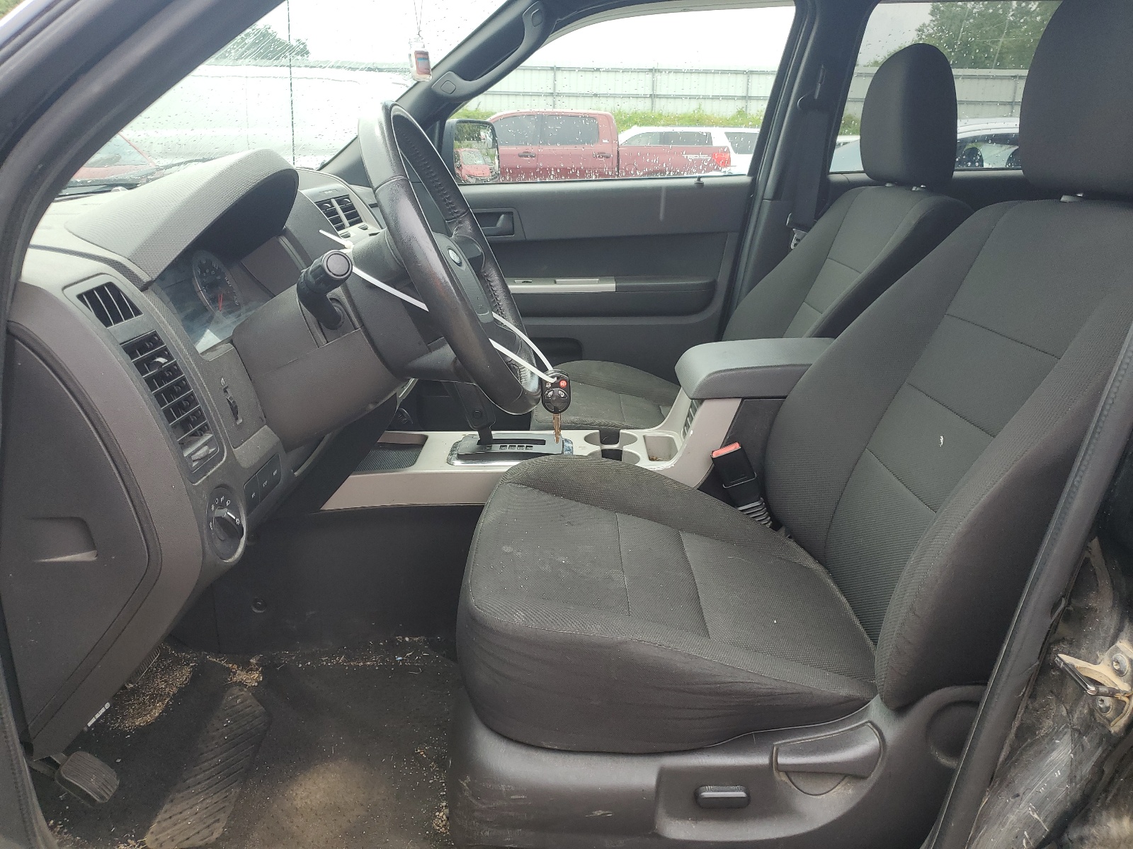 1FMCU9D73AKA87682 2010 Ford Escape Xlt