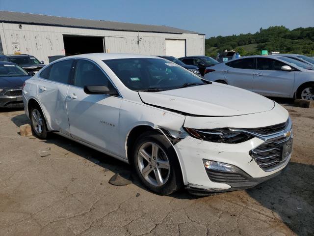 1G1ZB5ST3LF156811 Chevrolet Malibu LS 4