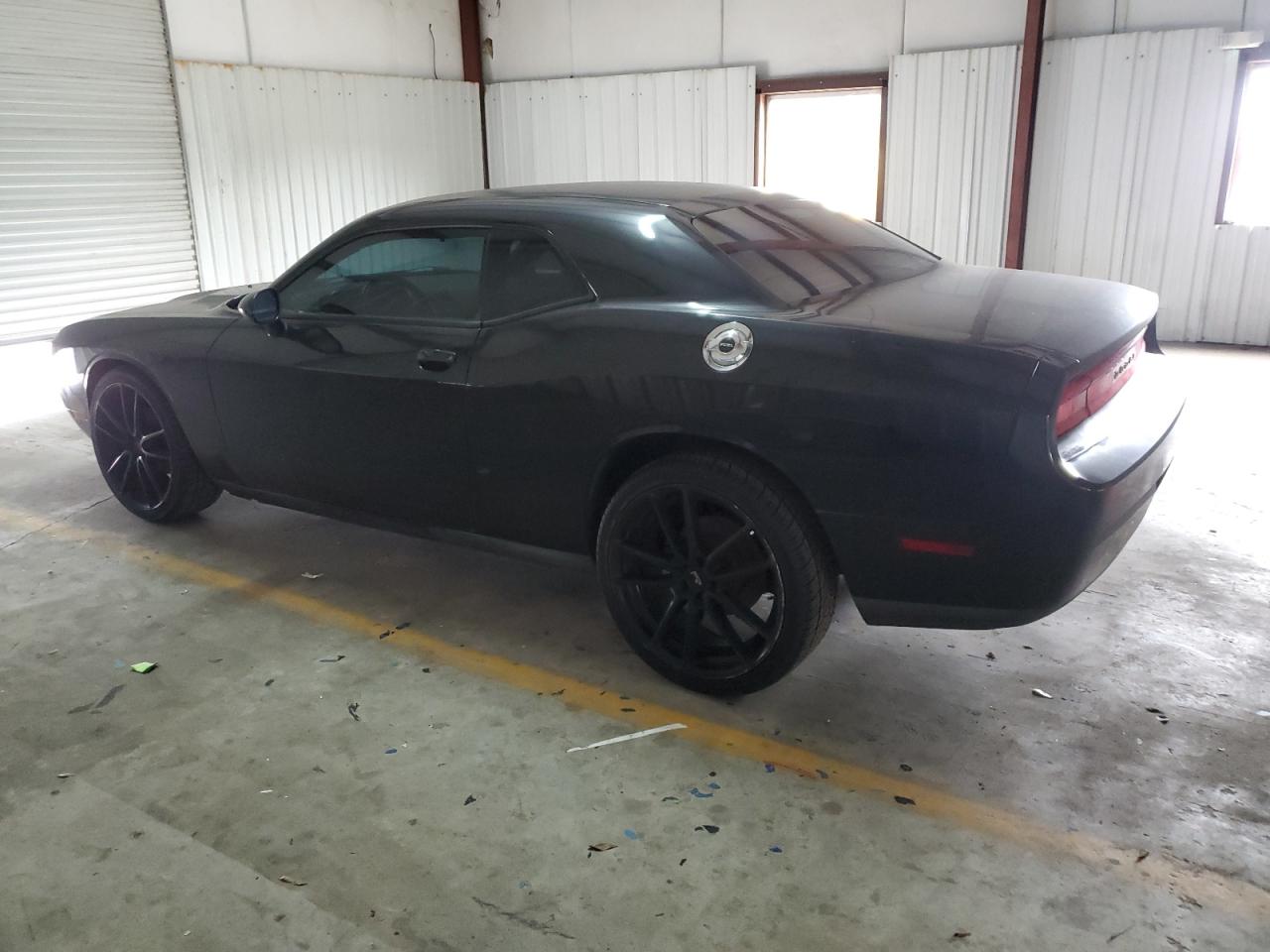 2011 Dodge Challenger - Image 2
