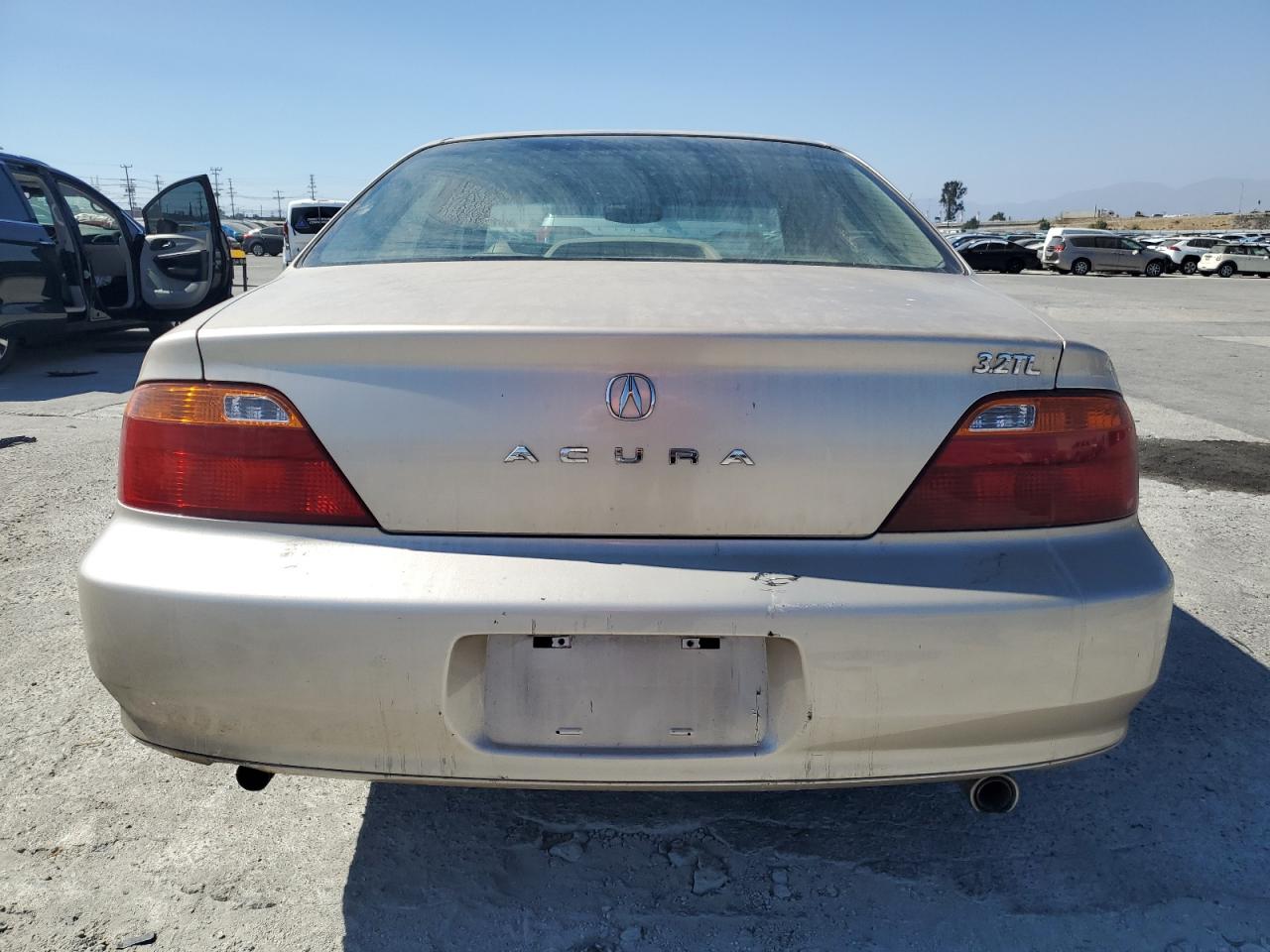 2000 Acura 3.2Tl VIN: 19UUA5674YA001644 Lot: 69848534