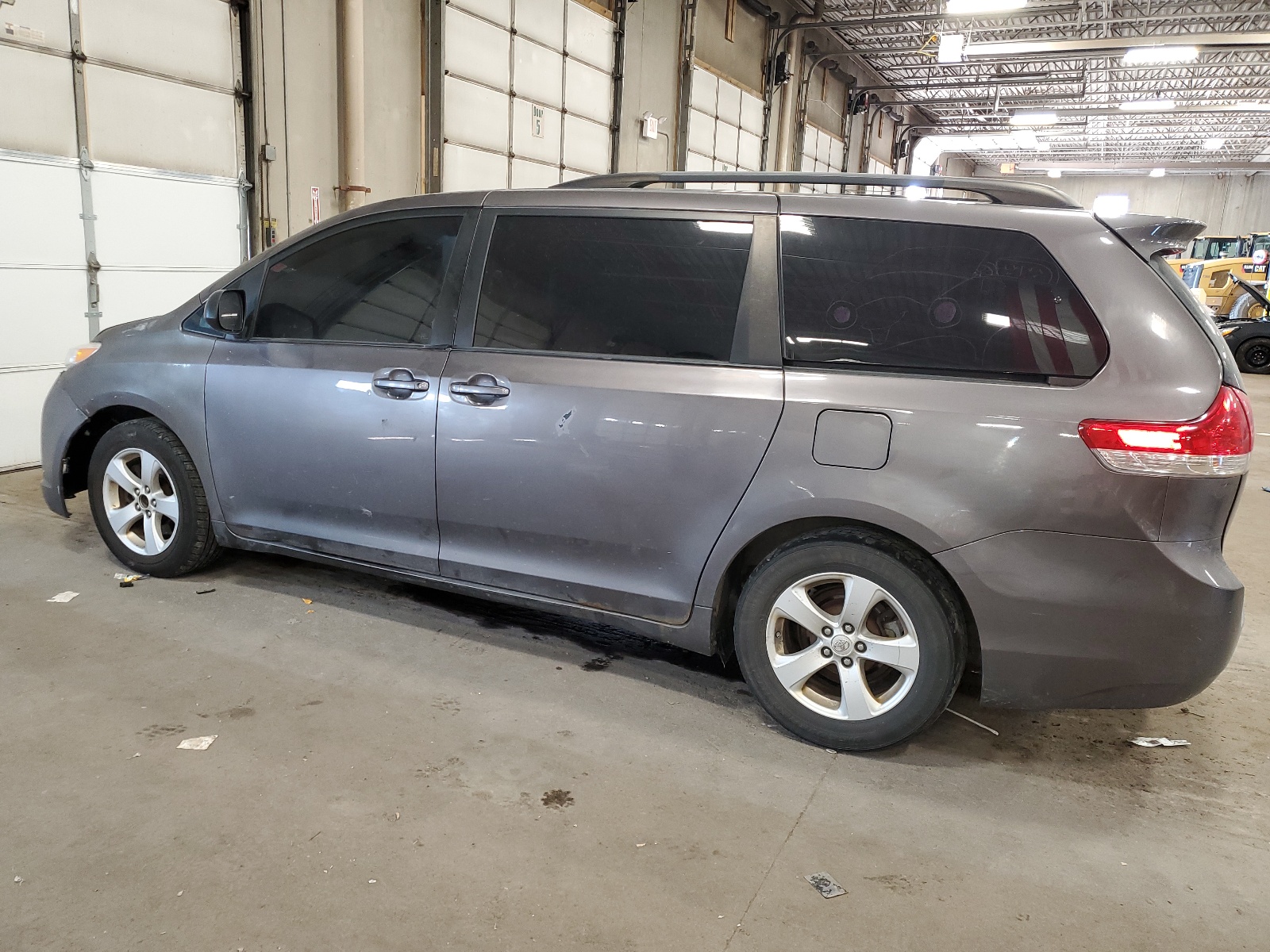 2013 Toyota Sienna Le vin: 5TDKK3DCXDS353230