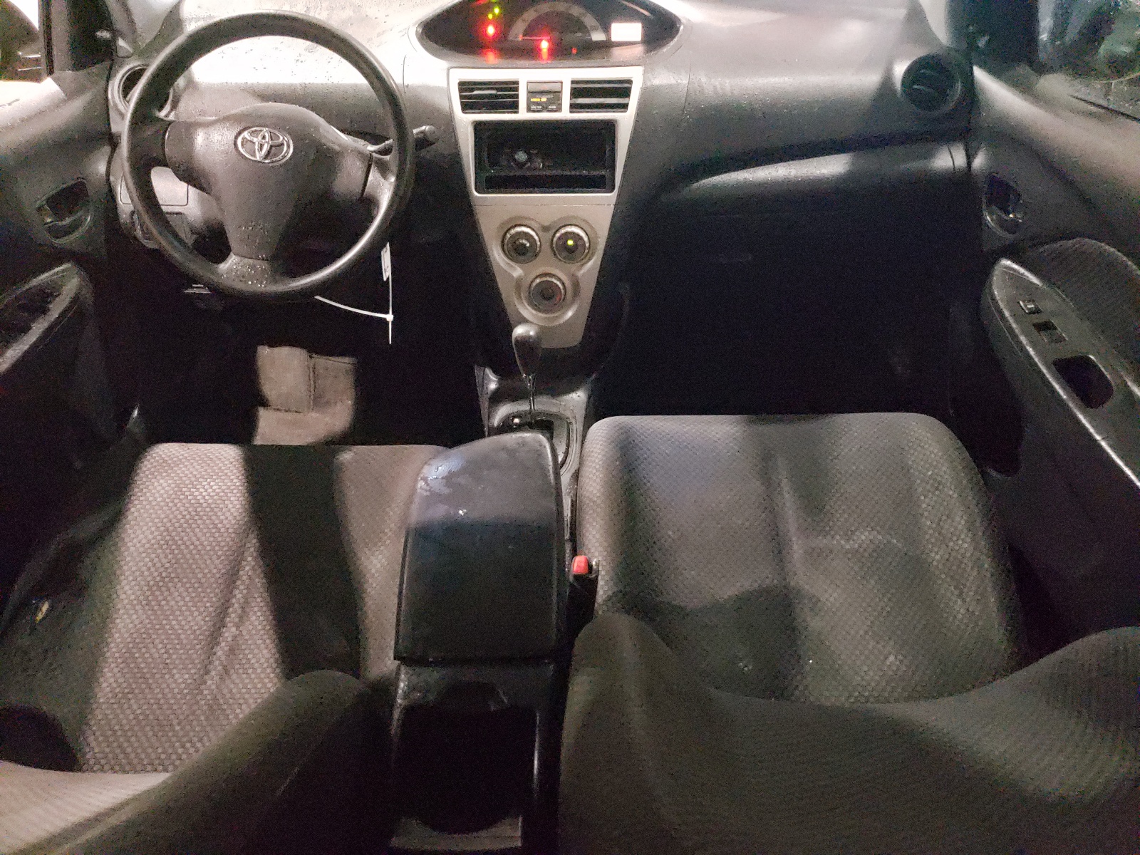 JTDBT923871081989 2007 Toyota Yaris