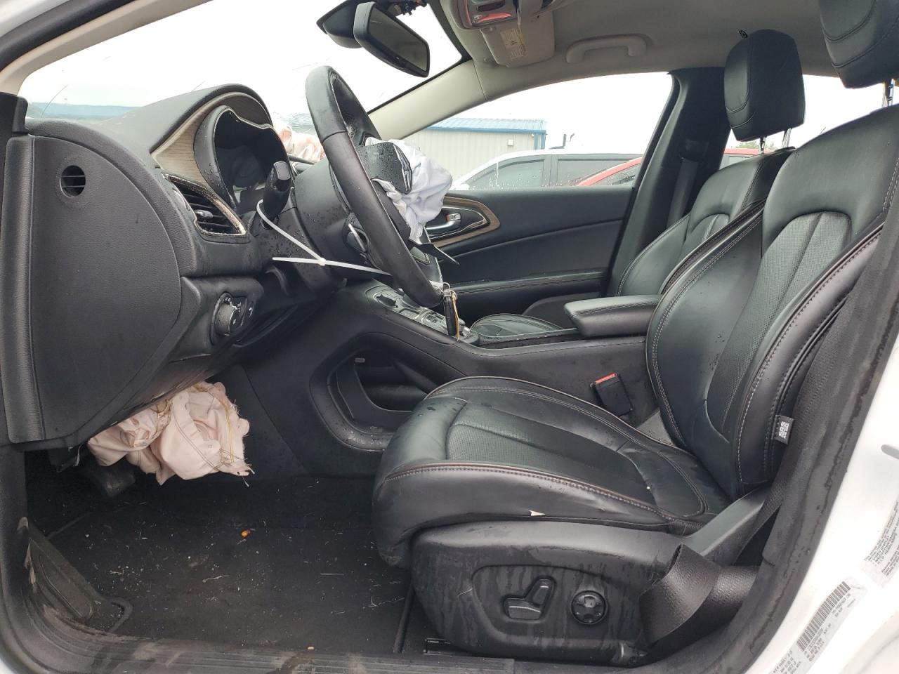 2016 Chrysler 200 C VIN: 1C3CCCEGXGN122720 Lot: 66751584