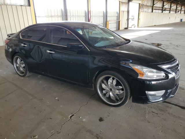 Sedans NISSAN ALTIMA 2013 Czarny