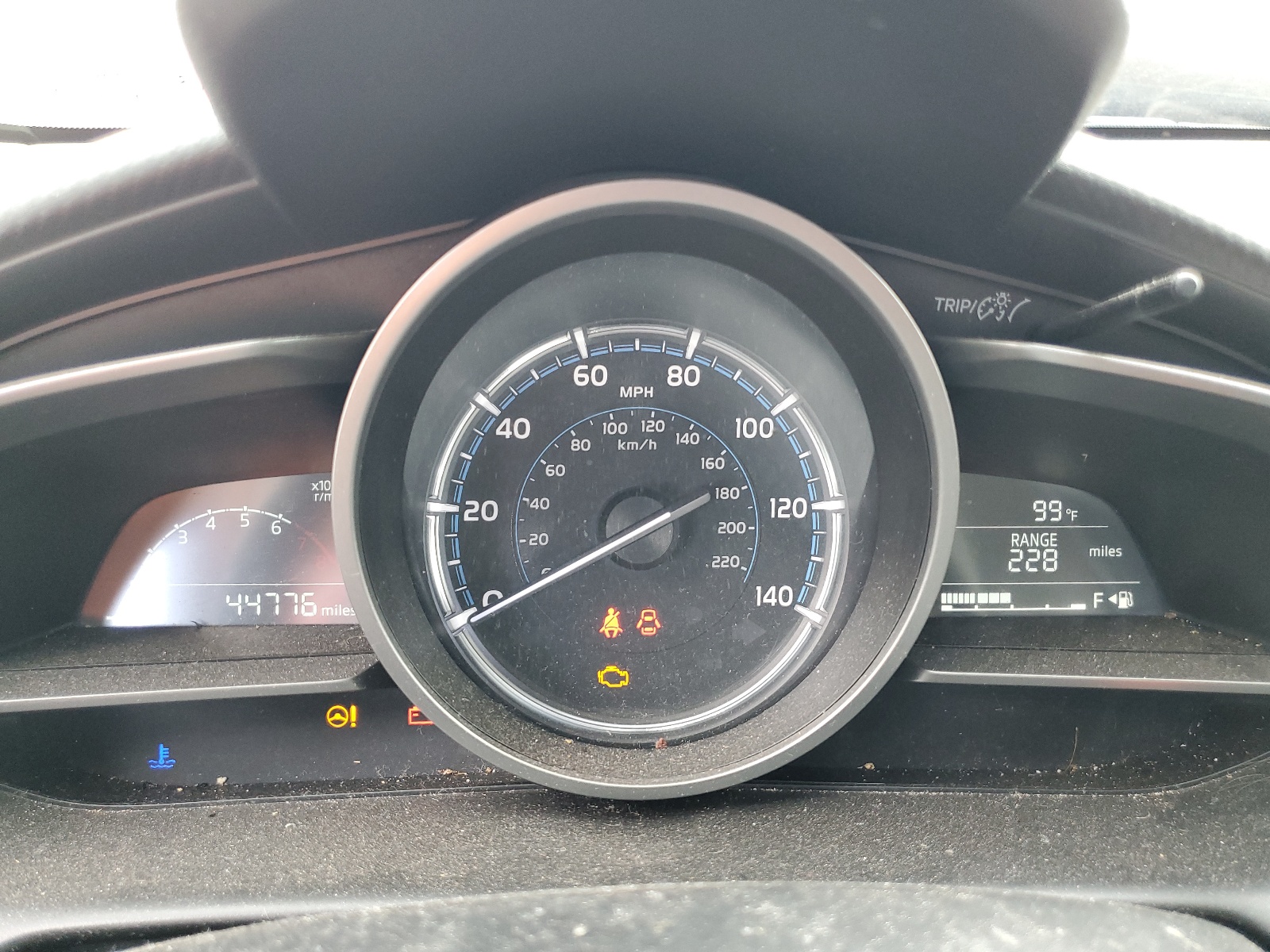 3MYDLBYV6KY527653 2019 Toyota Yaris L