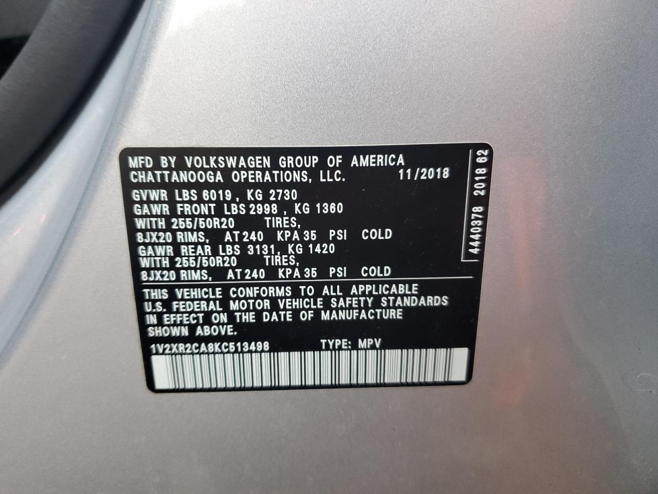 1V2XR2CA8KC513498 2019 Volkswagen Atlas Se