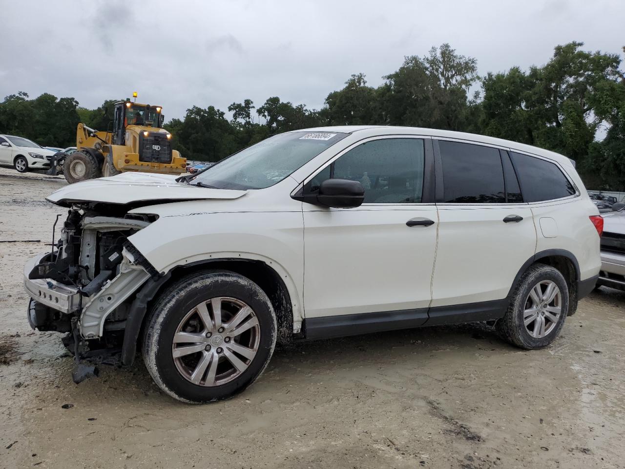 5FNYF5H17HB012784 2017 HONDA PILOT - Image 1