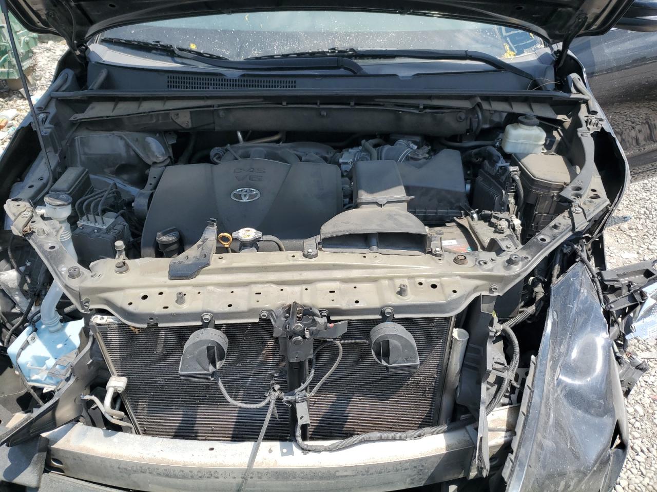 2018 Toyota Highlander Se VIN: 5TDKZRFH0JS541354 Lot: 66552174