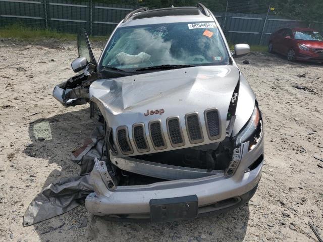  JEEP GRAND CHER 2016 Srebrny