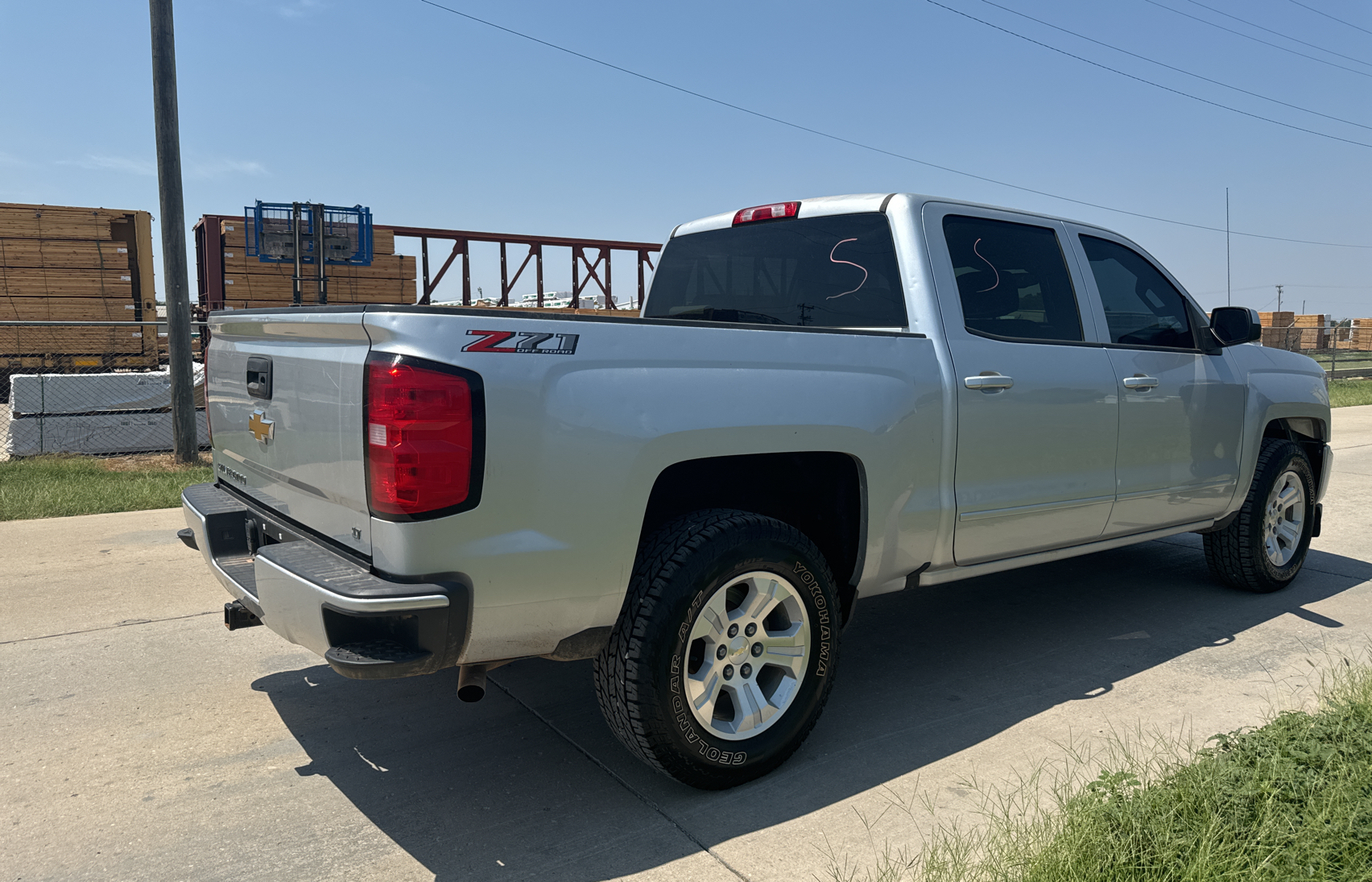 2018 Chevrolet Silverado K1500 Lt vin: 3GCUKREC3JG140236