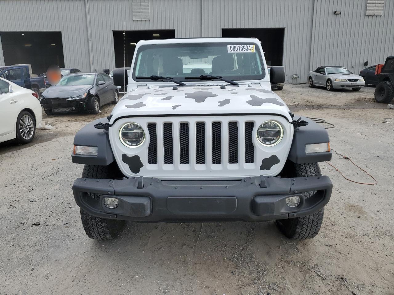2021 Jeep Wrangler - Image 5