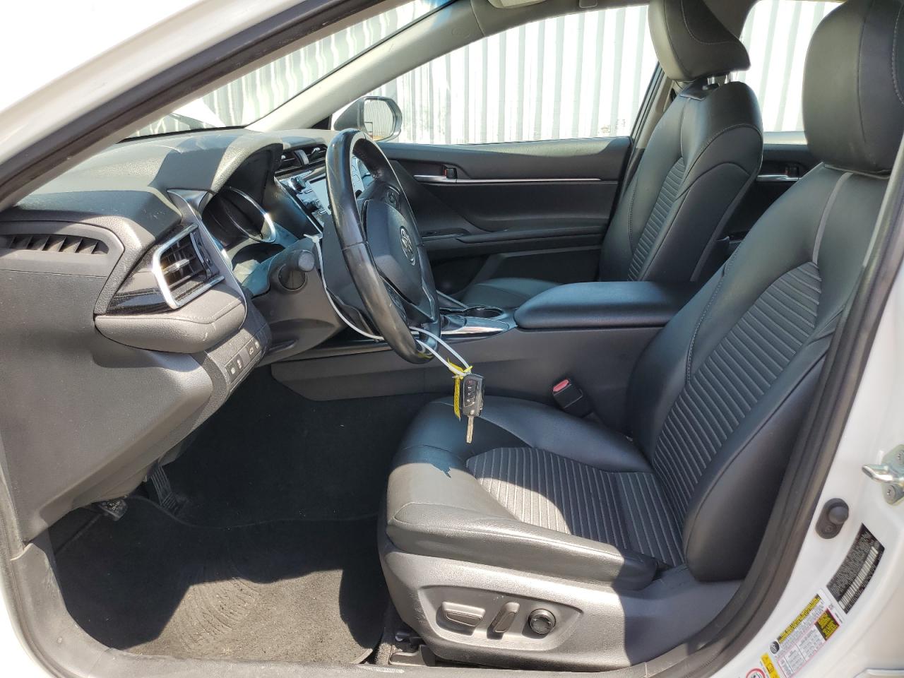 4T1B11HK5JU647226 2018 Toyota Camry L 4T1B11HK5JU647226 2018 Toyota Camry L
