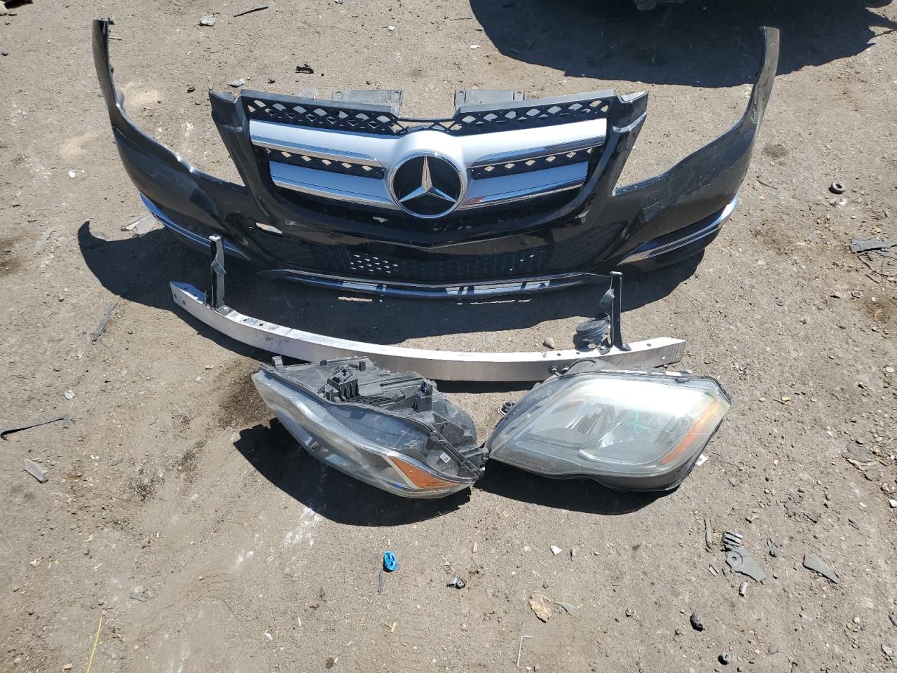 WDCGG8JB7FG375970 2015 Mercedes-Benz Glk 350 4Matic