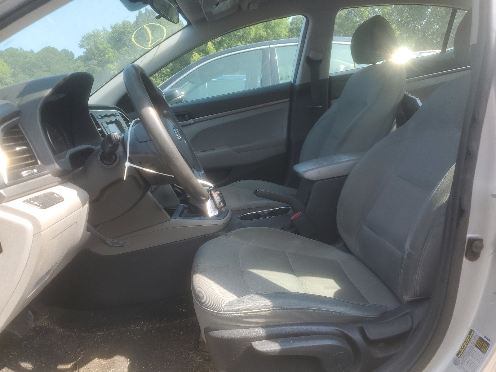 5NPD74LF0HH077437 2017 Hyundai Elantra Se