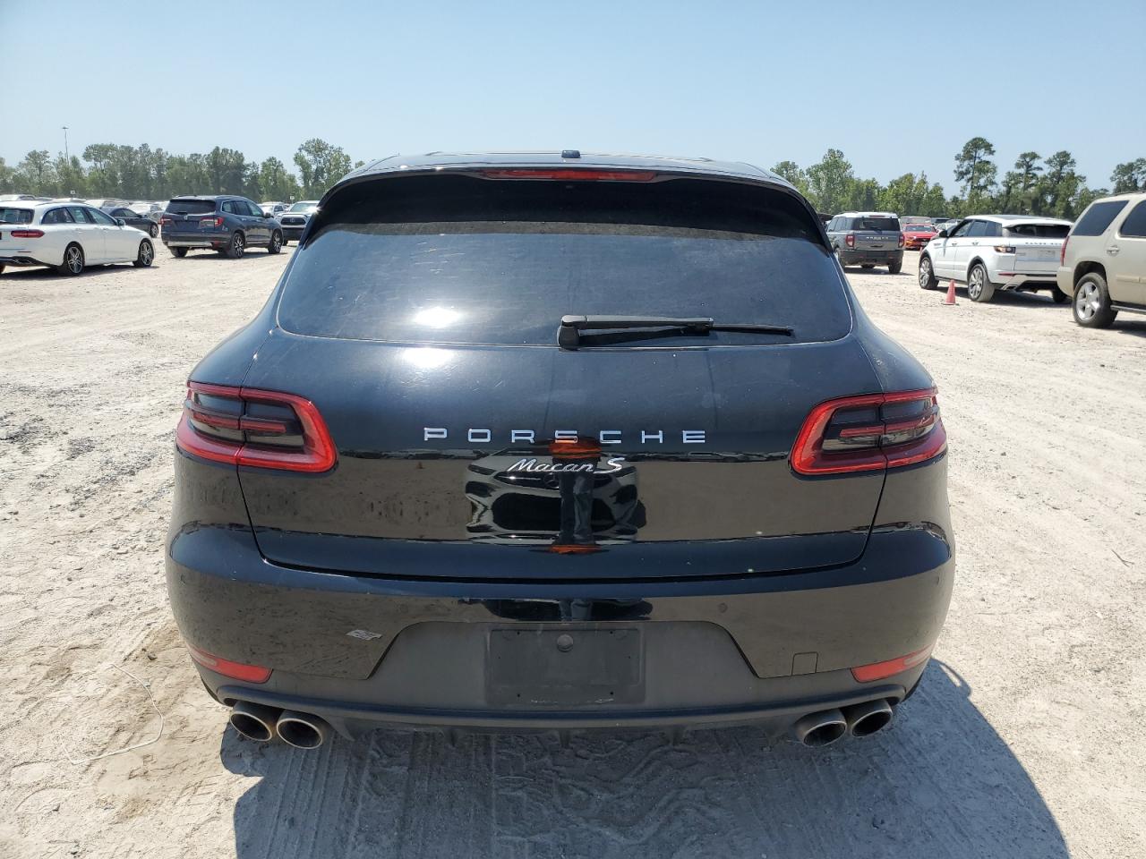 2016 Porsche Macan S VIN: WP1AB2A57GLB46116 Lot: 64020004