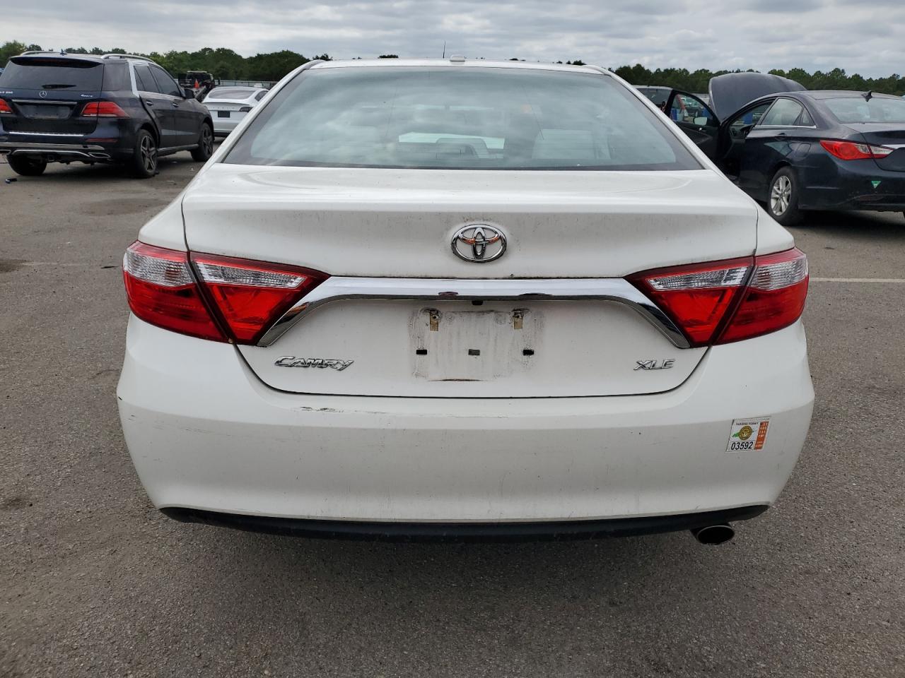 4T1BF1FK3GU579392 2016 Toyota Camry Le