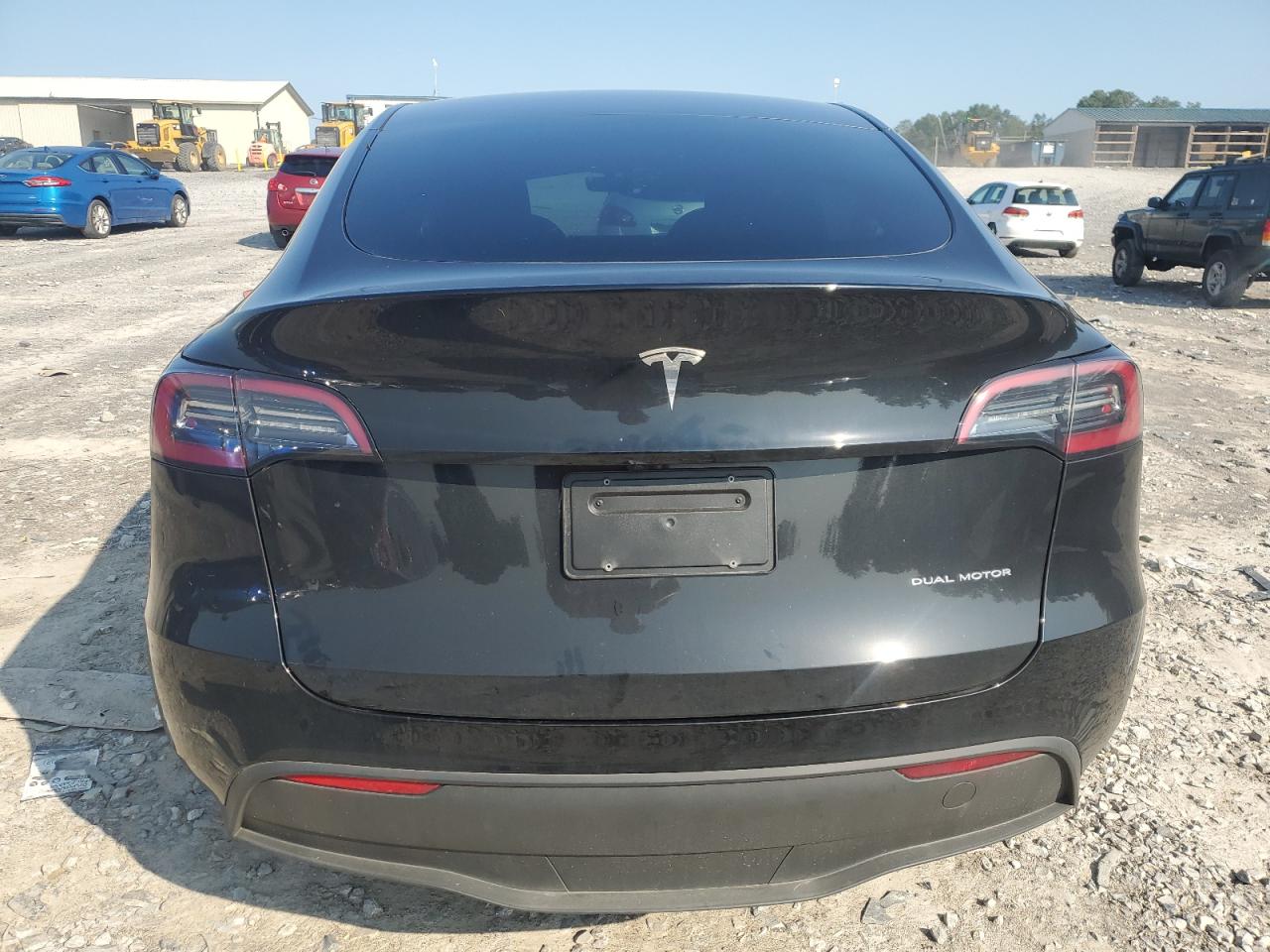 2023 Tesla Model Y VIN: 7SAYGDEEXPA143642 Lot: 66027884