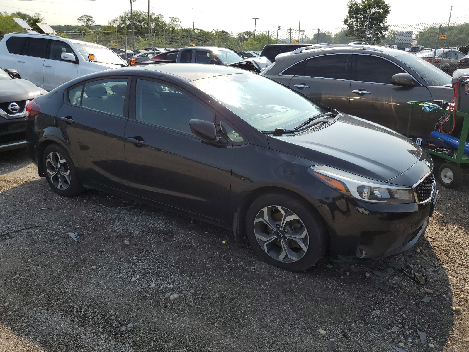 2017 Kia Forte Lx vin: 3KPFK4A75HE118037