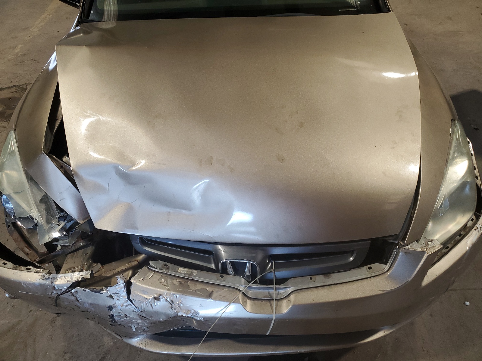 1HGCM56334A157992 2004 Honda Accord Lx