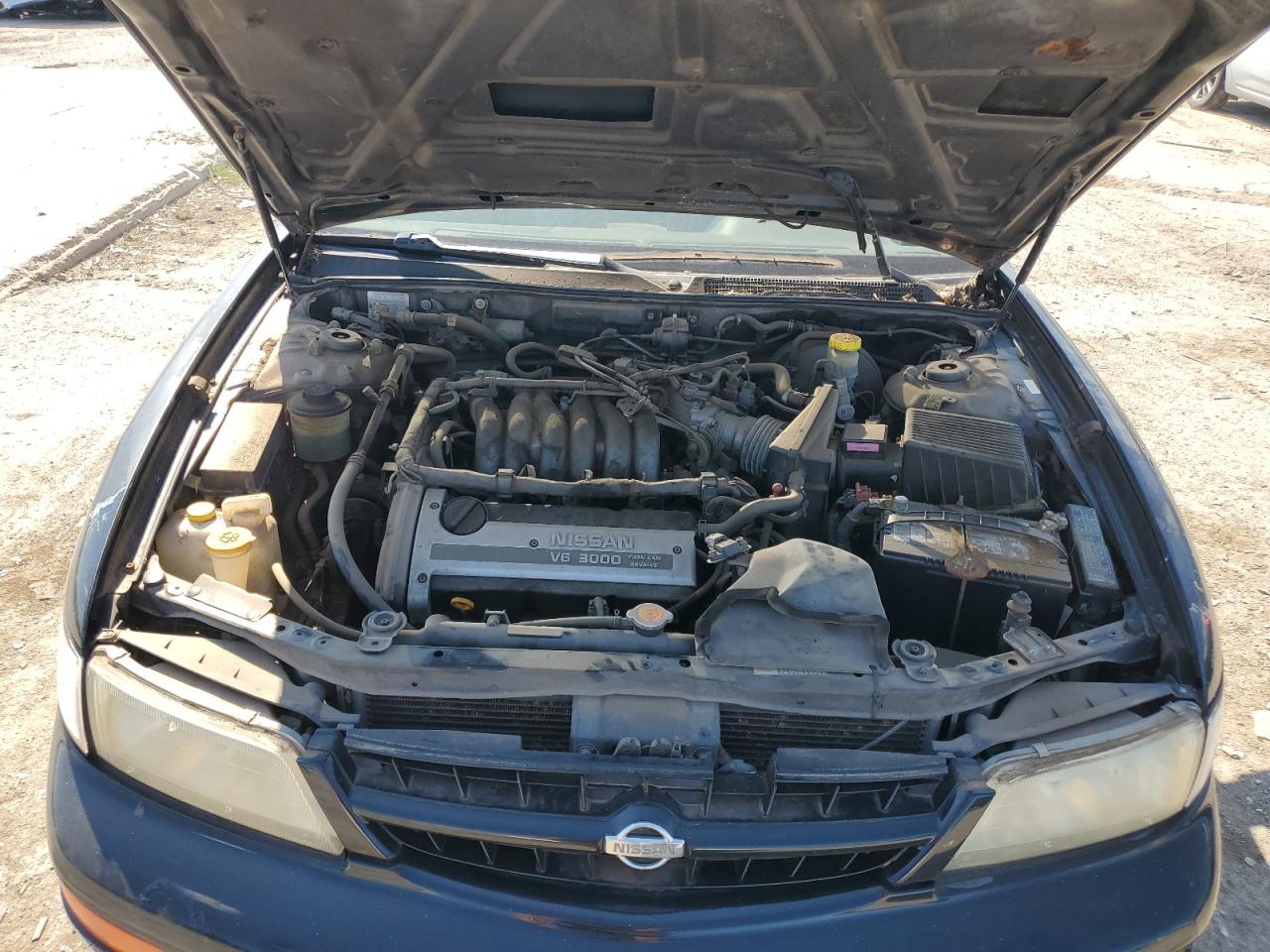 JN1CA21D1XT812183 1999 Nissan Maxima Gle