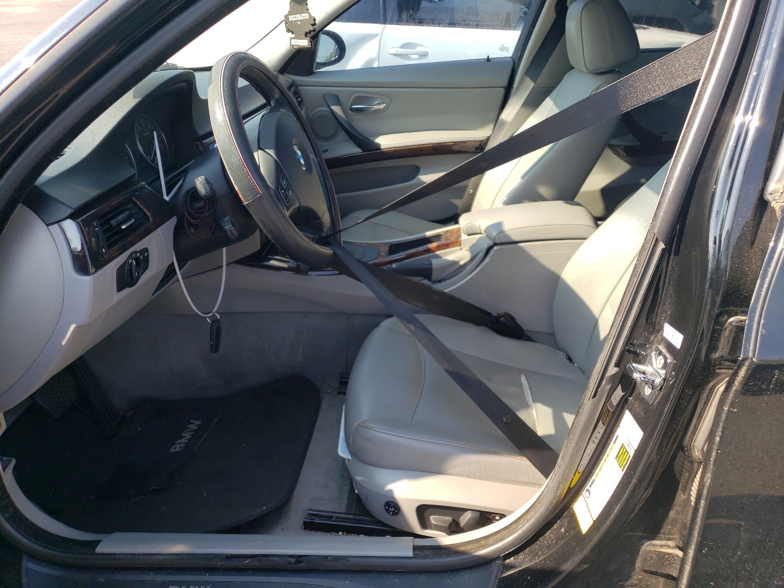 WBAVA375X8NL49135 2008 BMW 328 I