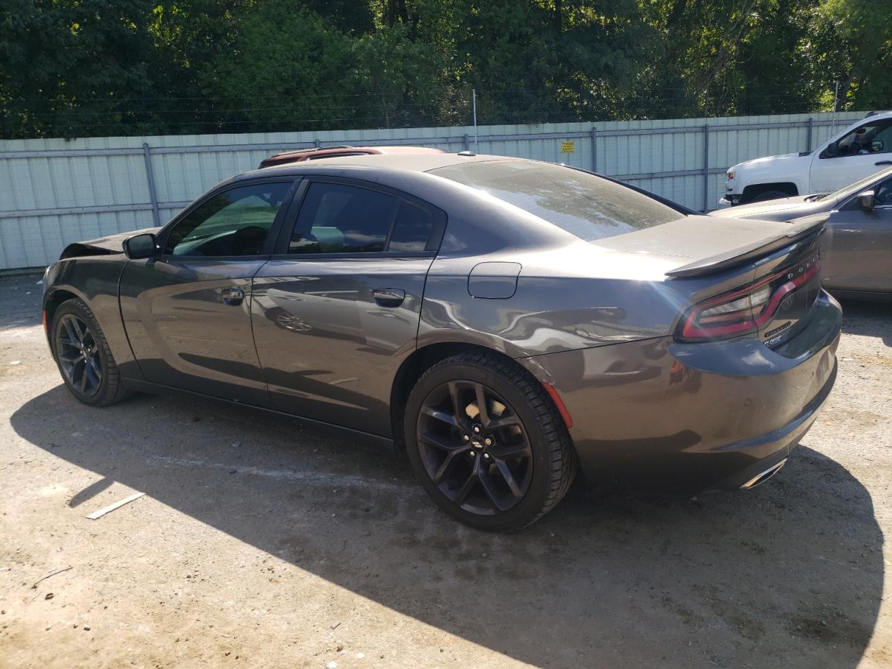 2C3CDXBG6KH615174 2019 DODGE CHARGER - Image 2